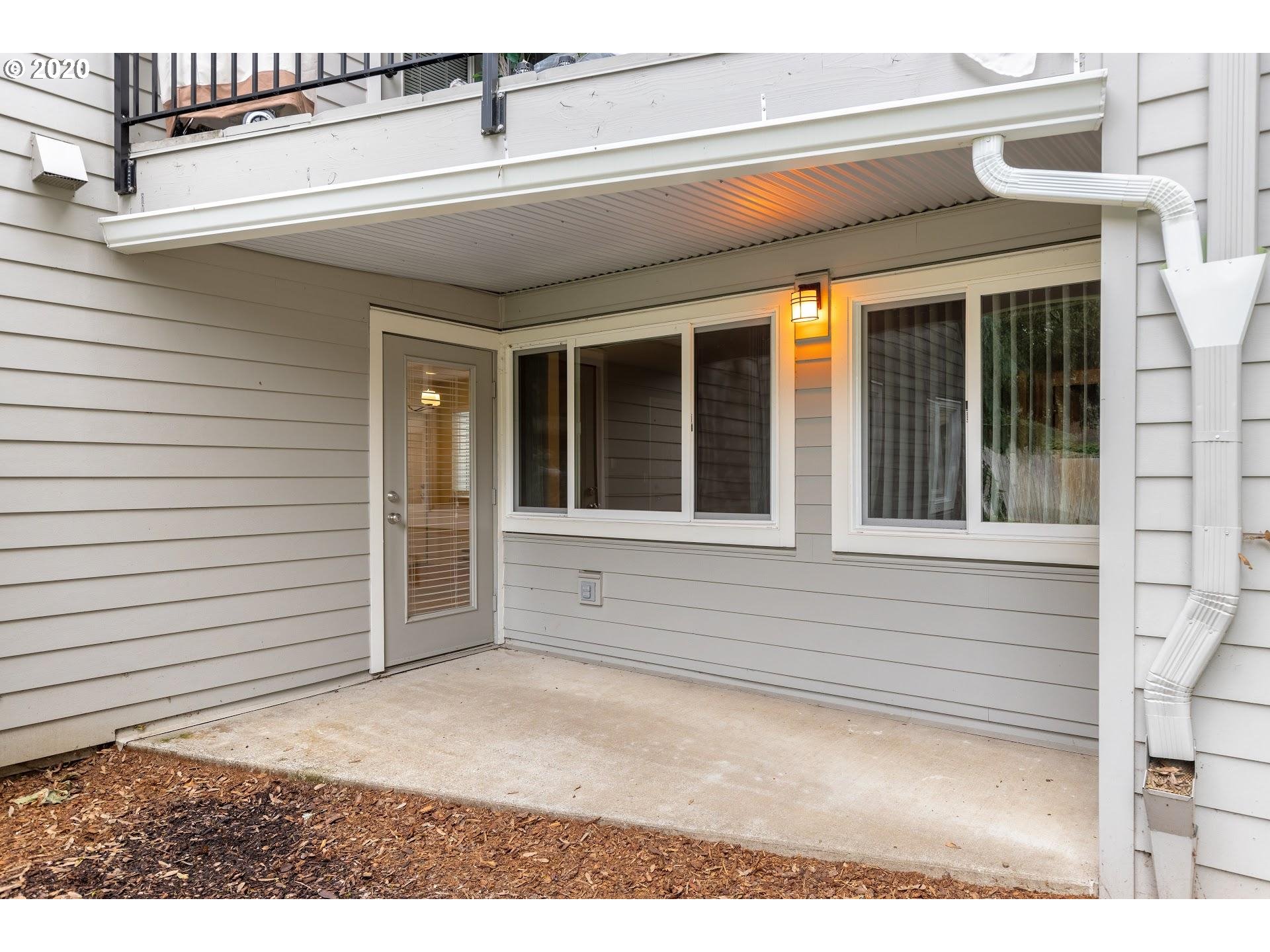 5225 Jean Road, Unit 506 Lake Oswego, OR 97035 - Photo 21 of 25