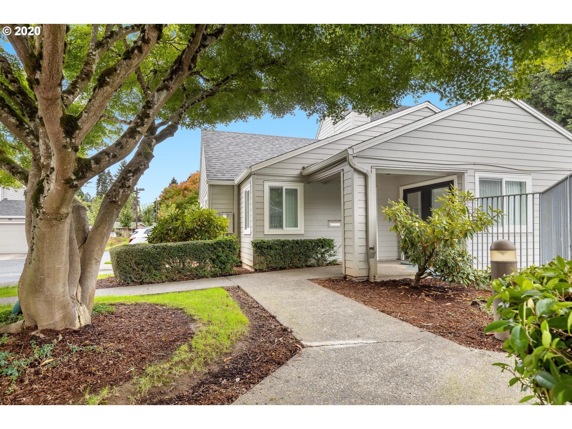 5225 Jean Road, Unit 506 Lake Oswego, OR 97035 - Photo 24 of 25