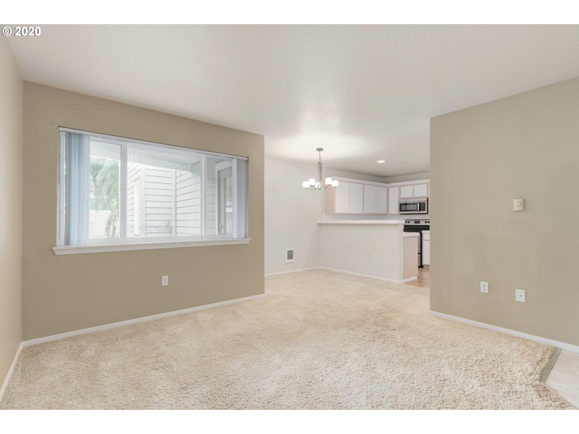 5225 Jean Road, Unit 506 Lake Oswego, OR 97035 - Photo 6 of 25
