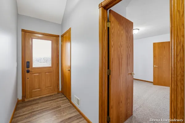 $699,000 | 914 Jackson Street Southwest, Grandville, MI 49418