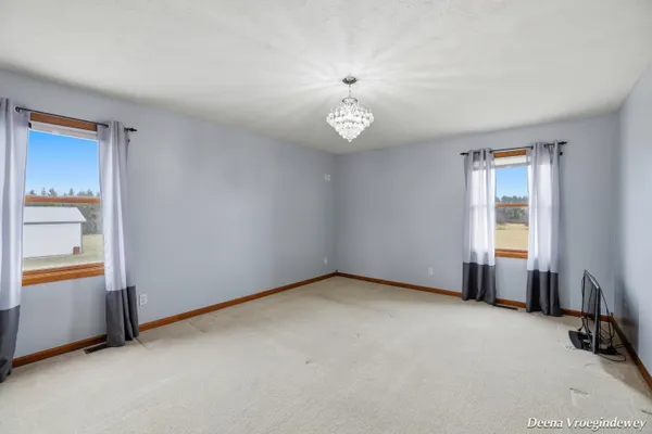 $699,000 | 914 Jackson Street Southwest, Grandville, MI 49418