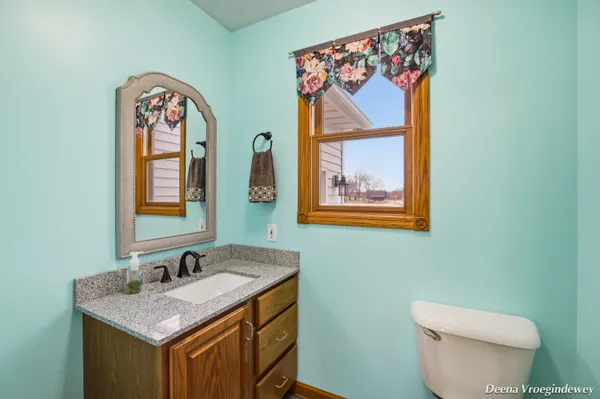 $699,000 | 914 Jackson Street Southwest, Grandville, MI 49418