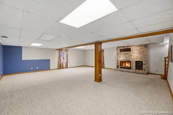 $699,000 | 914 Jackson Street Southwest, Grandville, MI 49418