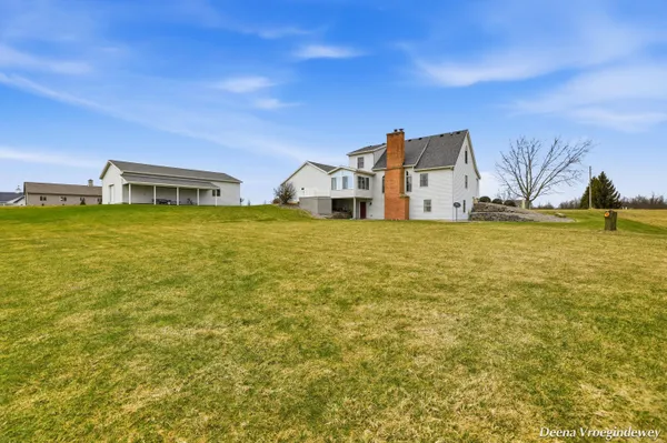 $699,000 | 914 Jackson Street Southwest, Grandville, MI 49418