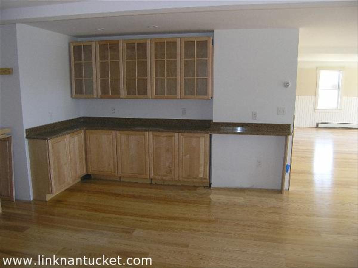 65 A Fairgrounds Road, Unit 1 Nantucket, MA 02554 - Photo 6 of 11 Gallery Image 6