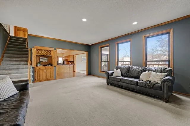 $545,000 | 1480 East Sleepy Hollow Drive, Olathe, KS 66062