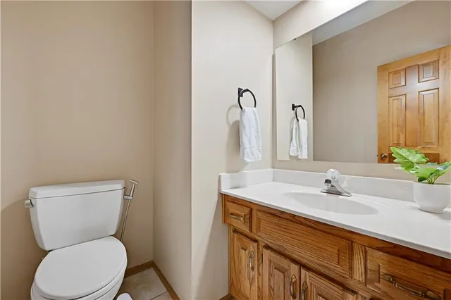 $545,000 | 1480 East Sleepy Hollow Drive, Olathe, KS 66062