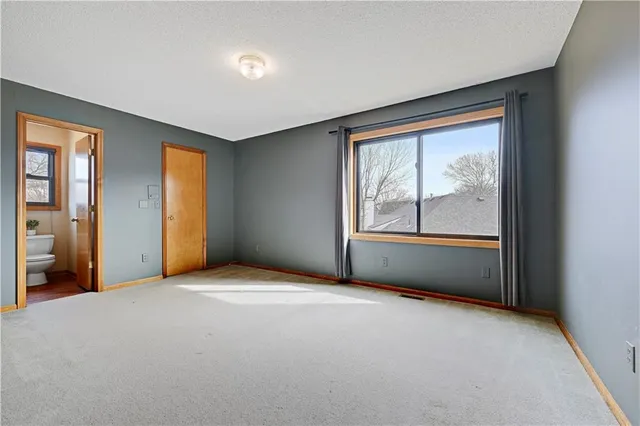 $545,000 | 1480 East Sleepy Hollow Drive, Olathe, KS 66062