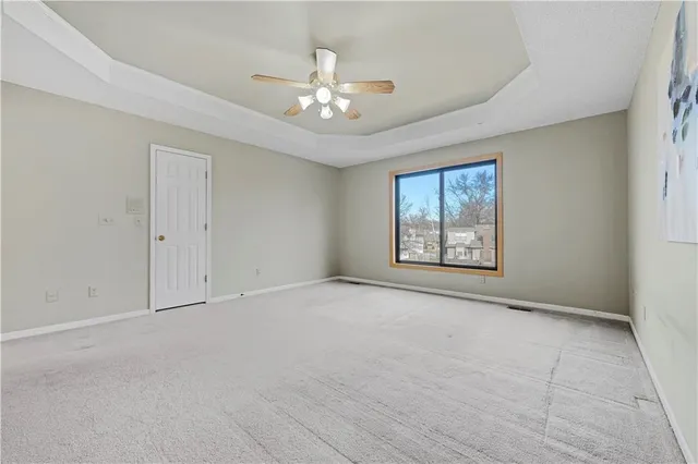 $545,000 | 1480 East Sleepy Hollow Drive, Olathe, KS 66062