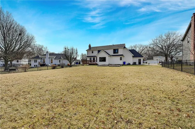 $545,000 | 1480 East Sleepy Hollow Drive, Olathe, KS 66062