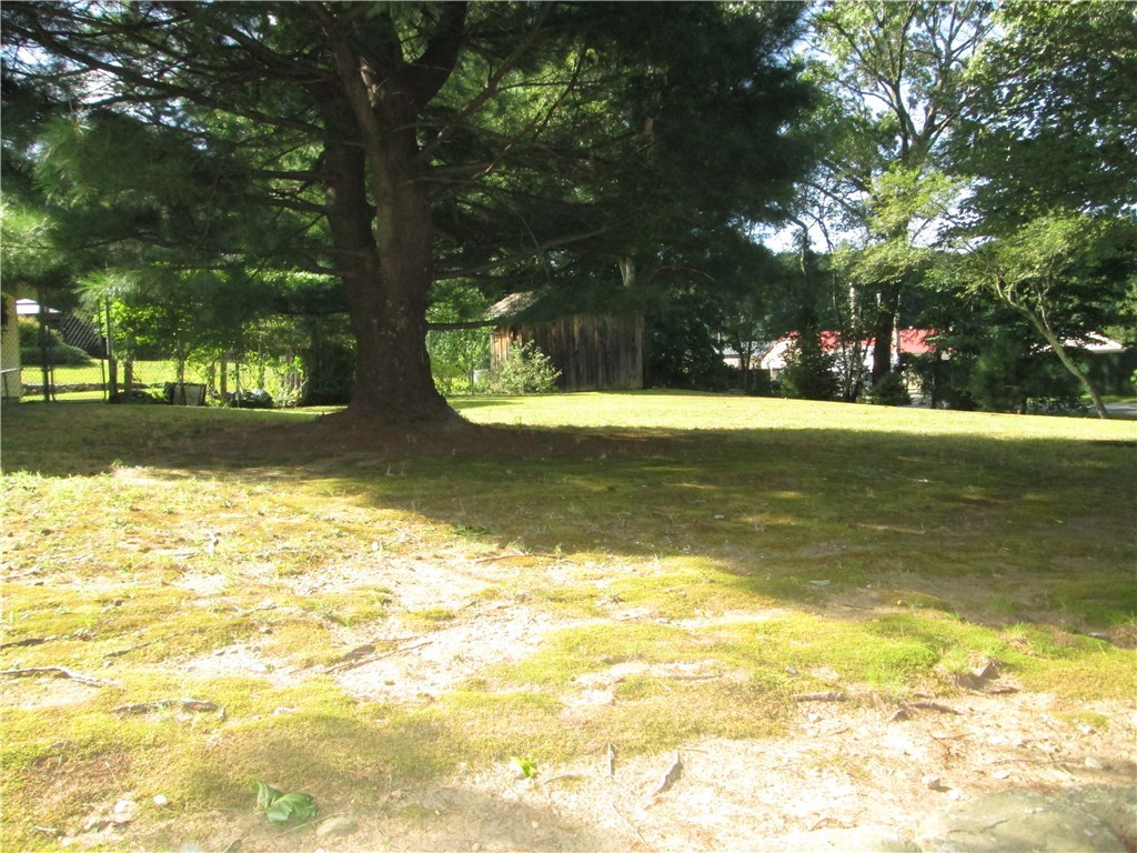 90 Scott Road Cumberland, RI 02864 - Photo 13 of 37 SIDE YARD