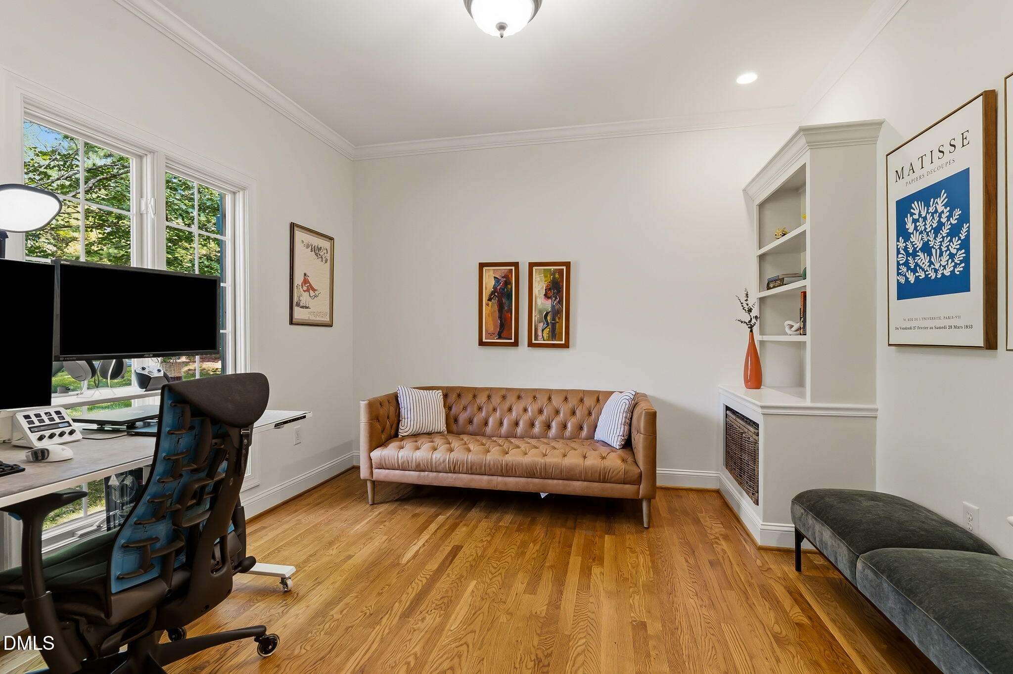 1005 Woodlot Ridge Road Chapel Hill, NC 27516 - Photo 10 of 59 31-web-or-mls-DSC04126_with_tv