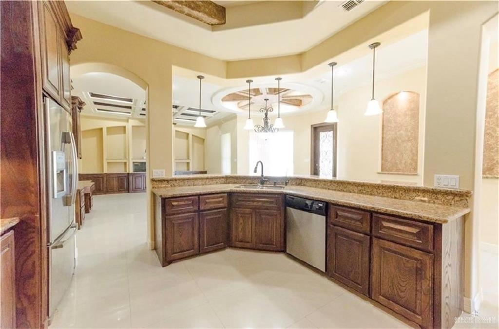 22111 North Val Verde Road Edinburg, TX 78542 - Photo 5 of 10