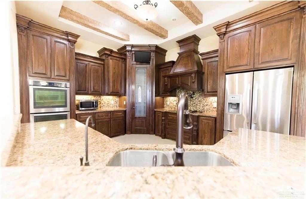 22111 North Val Verde Road Edinburg, TX 78542 - Photo 6 of 10