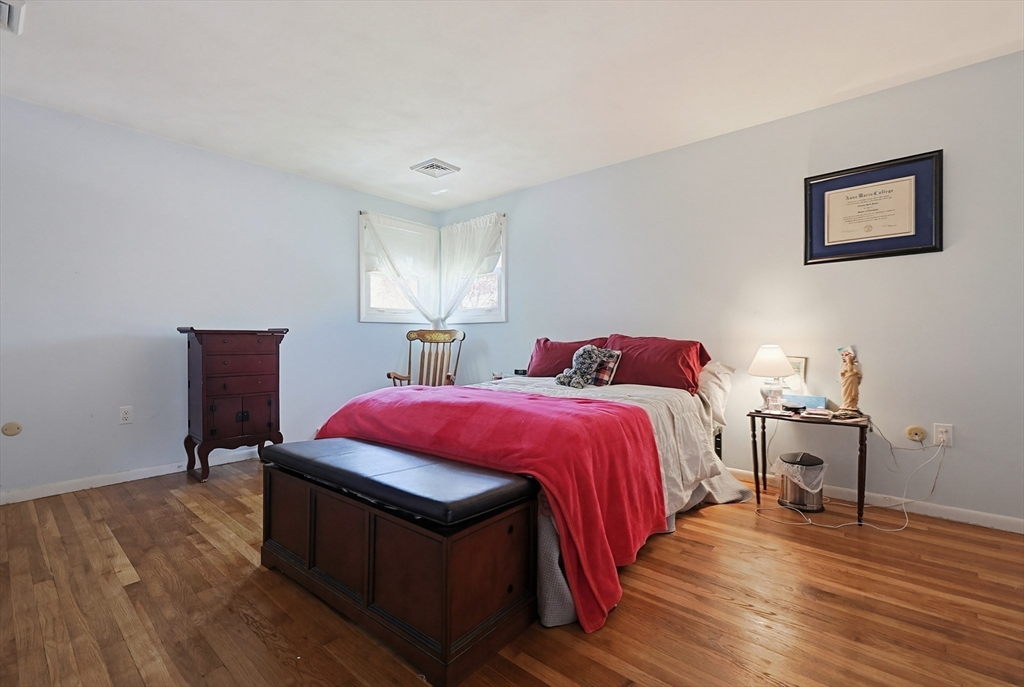7 Miscoe Road Worcester, MA 01604 - Photo 20 of 42