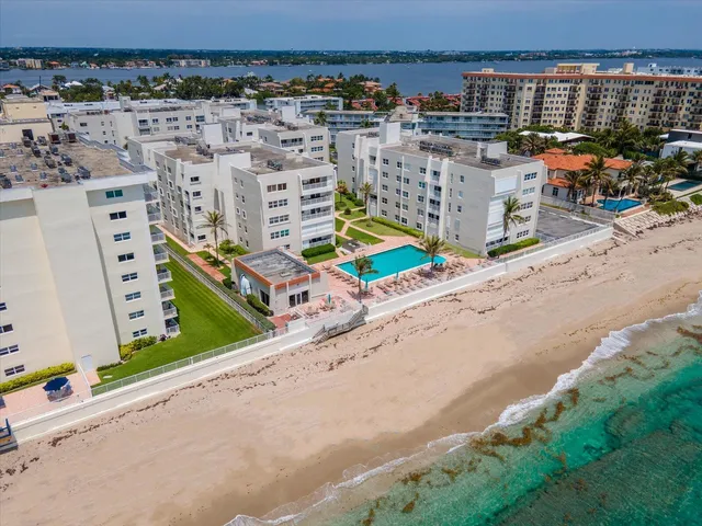 $10,000 | 3520 South Ocean Boulevard, Unit A203, South Palm Beach, FL 33480