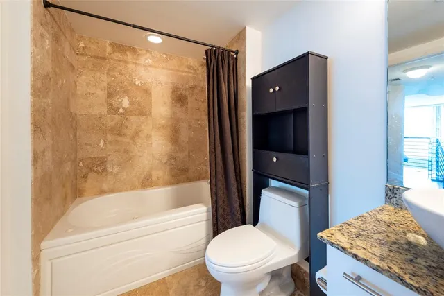 $449,000 | 41 Southeast 5th Street, Unit 1315, Miami, FL 33131