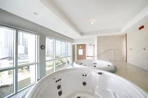 $449,000 | 41 Southeast 5th Street, Unit 1315, Miami, FL 33131