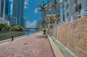 $449,000 | 41 Southeast 5th Street, Unit 1315, Miami, FL 33131