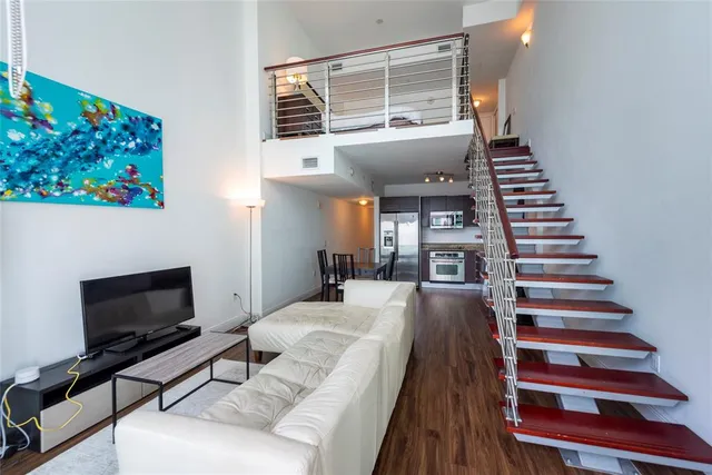 $449,000 | 41 Southeast 5th Street, Unit 1315, Miami, FL 33131