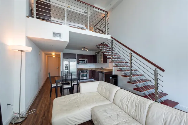 $449,000 | 41 Southeast 5th Street, Unit 1315, Miami, FL 33131