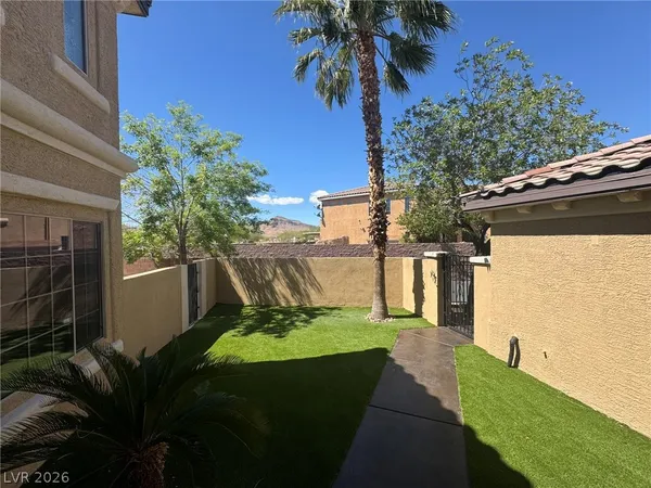$4,500 | 10088 Keifer Valley Street, Las Vegas, NV 89178