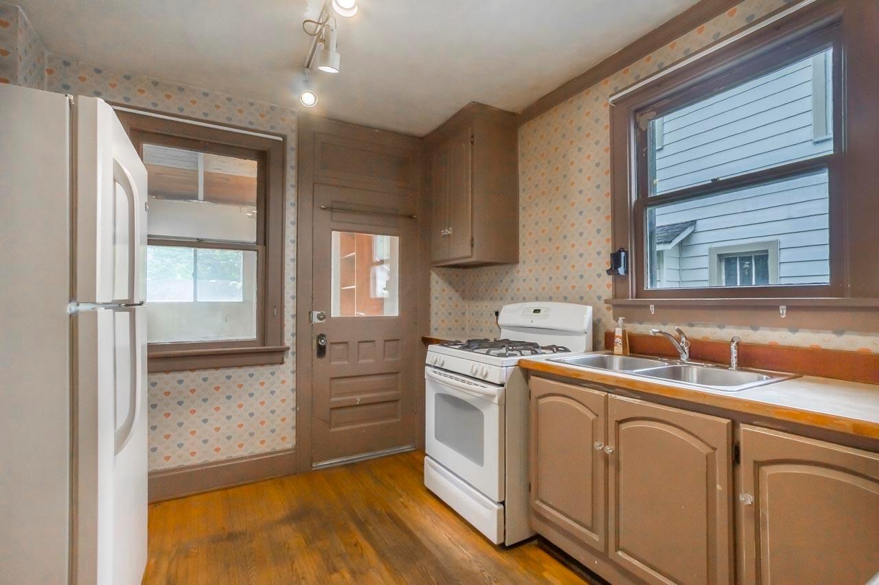 205 Tibet Road Columbus, OH 43202 - Photo 7 of 28