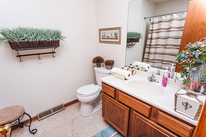 8078 Barclay Road Rockford, IL 61102 - Photo 13 of 20 Gallery Image 13