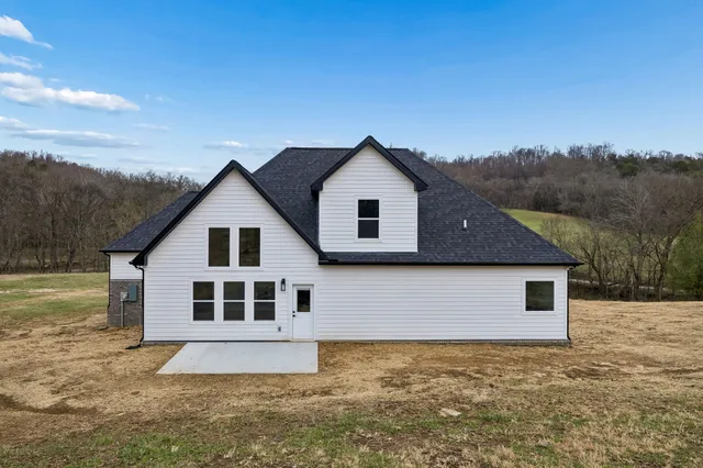 $684,000 | 1501 Opossum Paw Road, Beechgrove, TN 37018