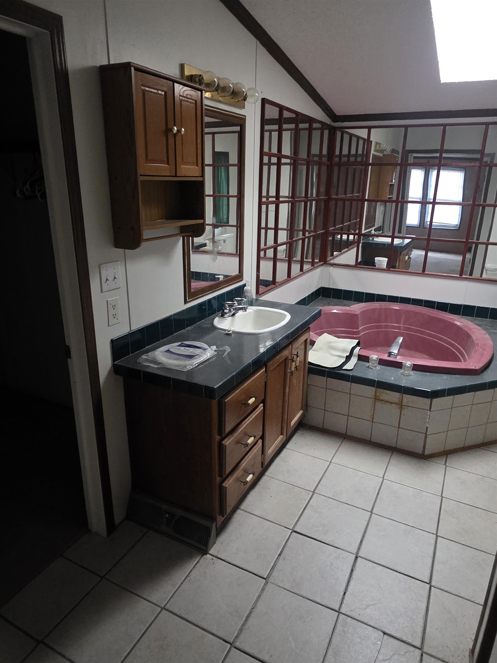 60 Banker Road Olive Hill, KY 41164 - Photo 14 of 33 Gallery Image 14
