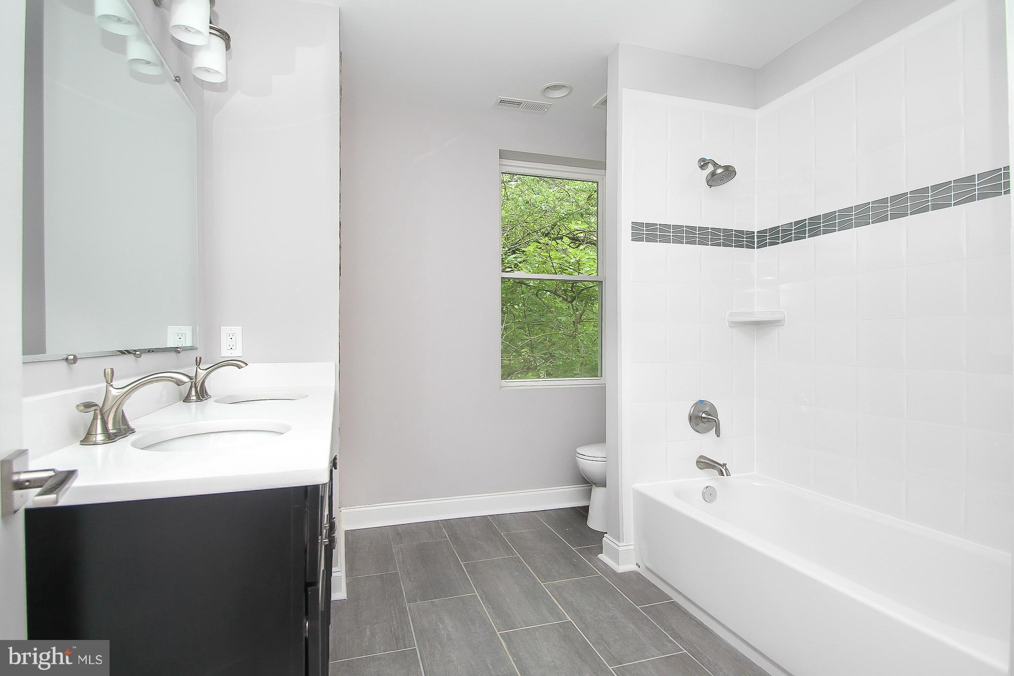 5101 Roland Avenue Baltimore, MD 21210 - Photo 18 of 30 Bath