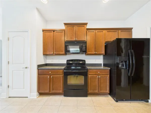 $2,500 | 14211 Edinburgh Moor Drive, Wimauma, FL 33598