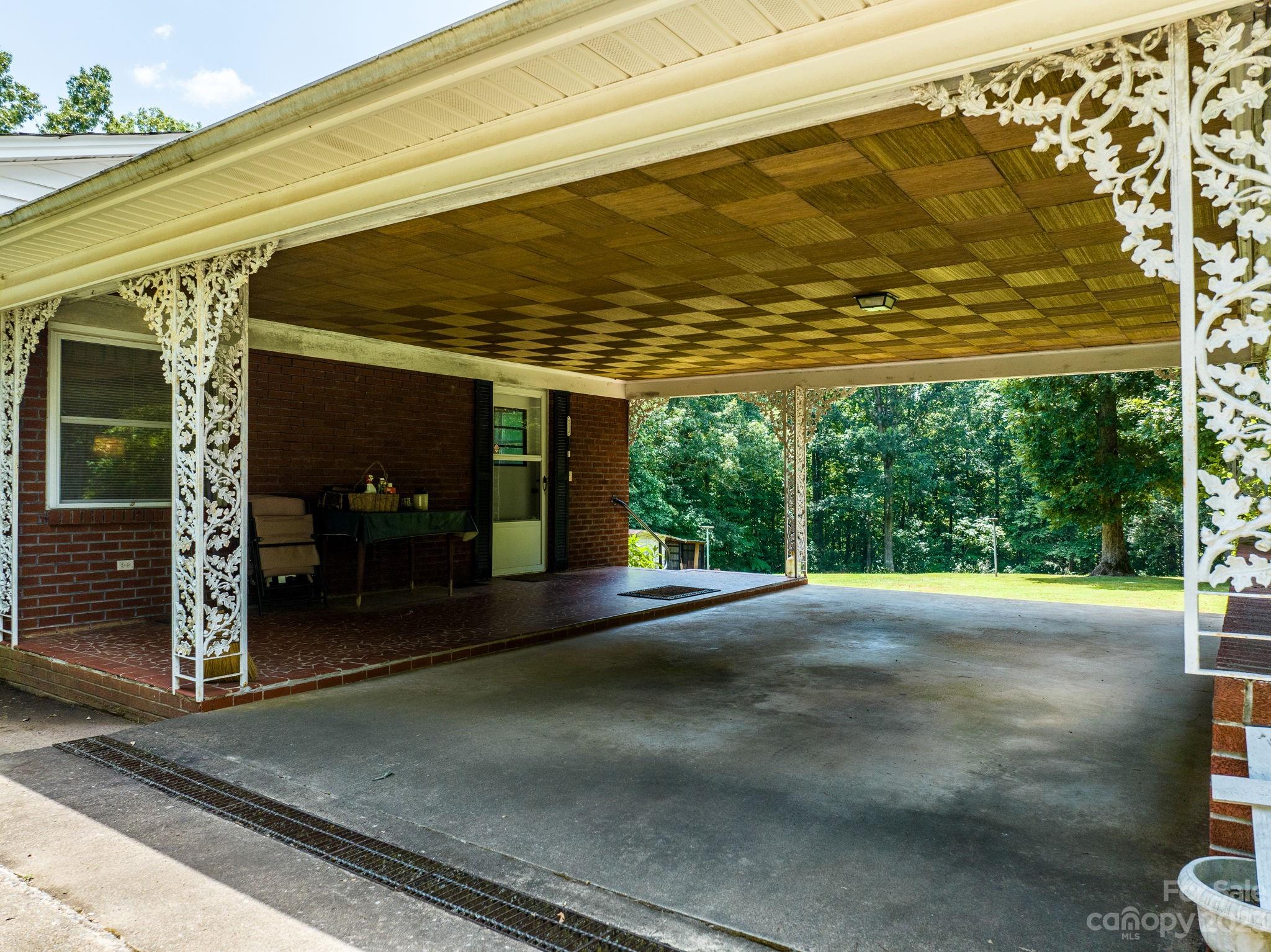 561 Richey Road Taylorsville, NC 28681 - Photo 7 of 40 Gallery Image 7