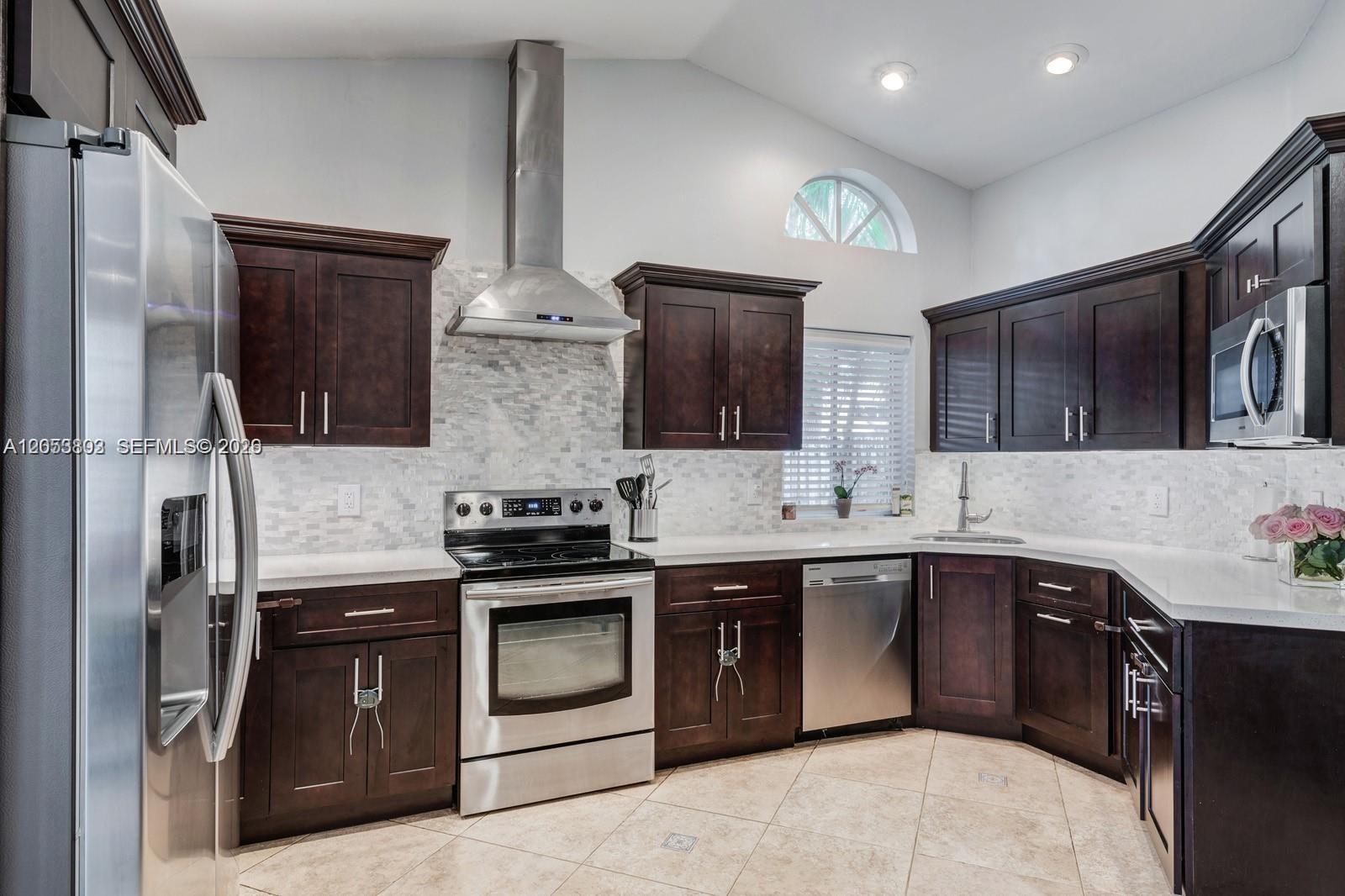 1377 Garden Road, Unit 1377 Weston, FL 33326 - Photo 7 of 32