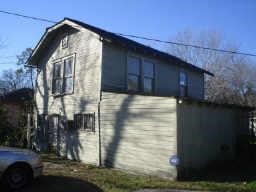 2703 Cochran Street Houston, TX 77009 - Photo 13 of 14 Garage Apartment
