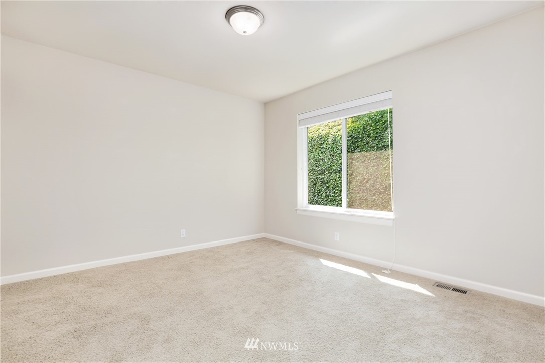 19609 93rd Place Northeast Bothell, WA 98011 - Photo 14 of 25 Gallery Image 14
