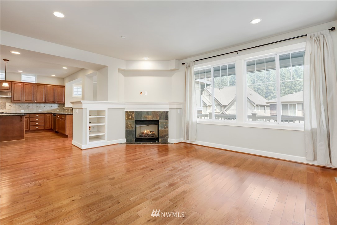 19609 93rd Place Northeast Bothell, WA 98011 - Photo 10 of 25 Gallery Image 10