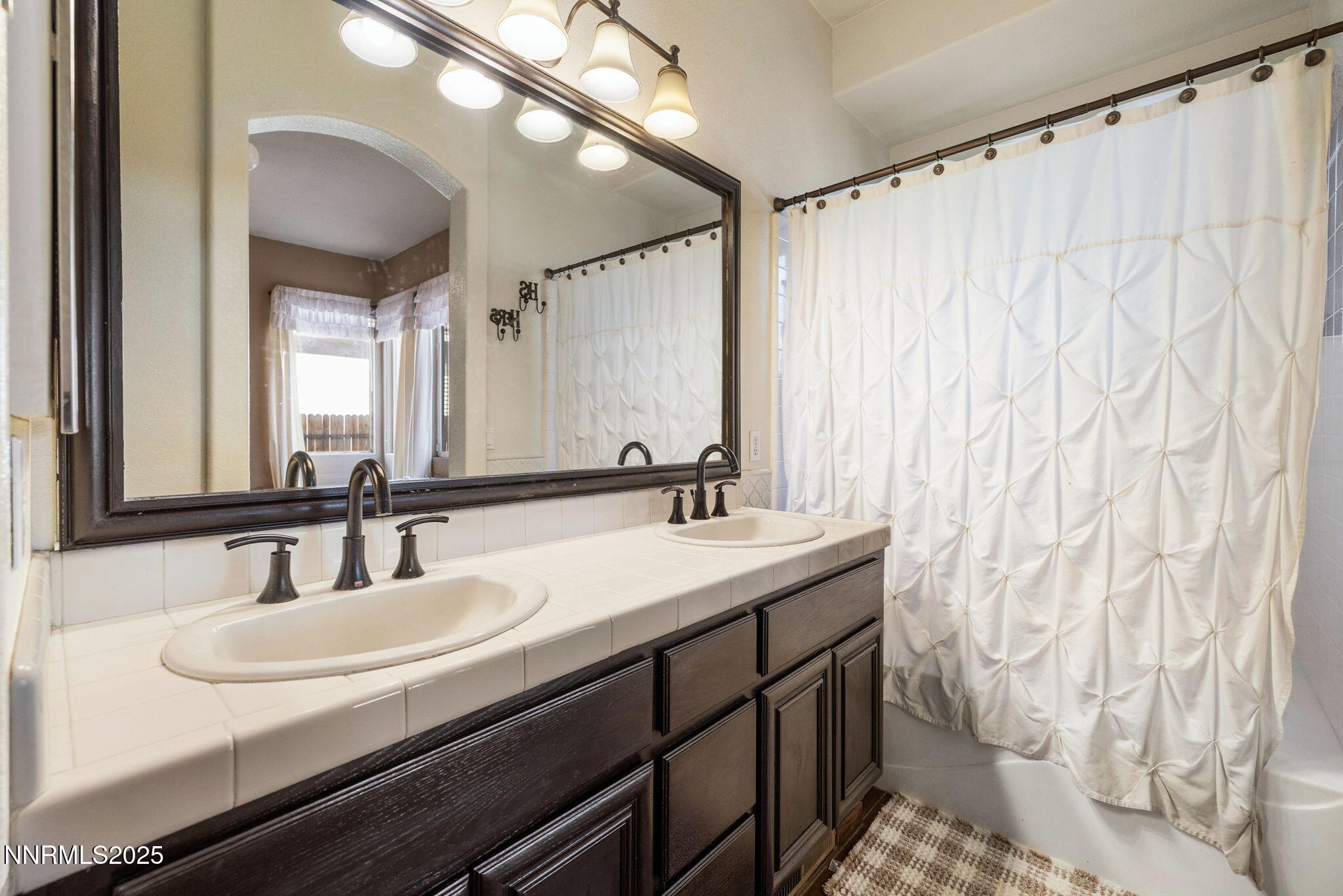 1641 Box Canyon Drive Reno, NV 89521 - Photo 20 of 29 15-web-or-mls-1641 Box Canyon Dr-25