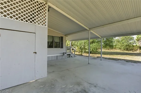 $250,000 | 11250 Stringfellow Road, Bokeelia, FL 33922