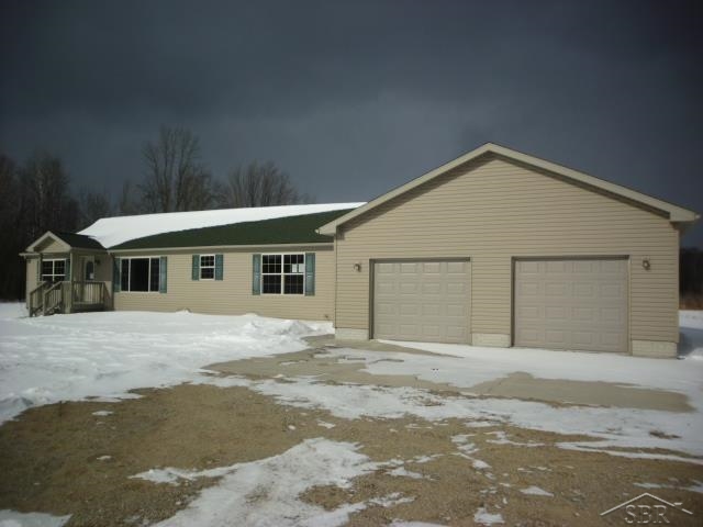 848 West Stewart Road Midland, MI 48640 - Photo 12 of 25