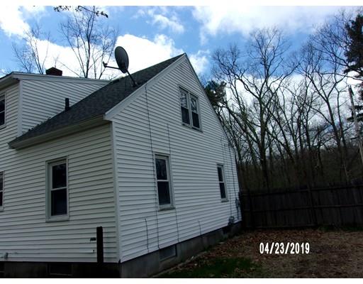 373 Goldthwaite Road Northbridge, MA 01588 - Photo 4 of 30 Gallery Image 4