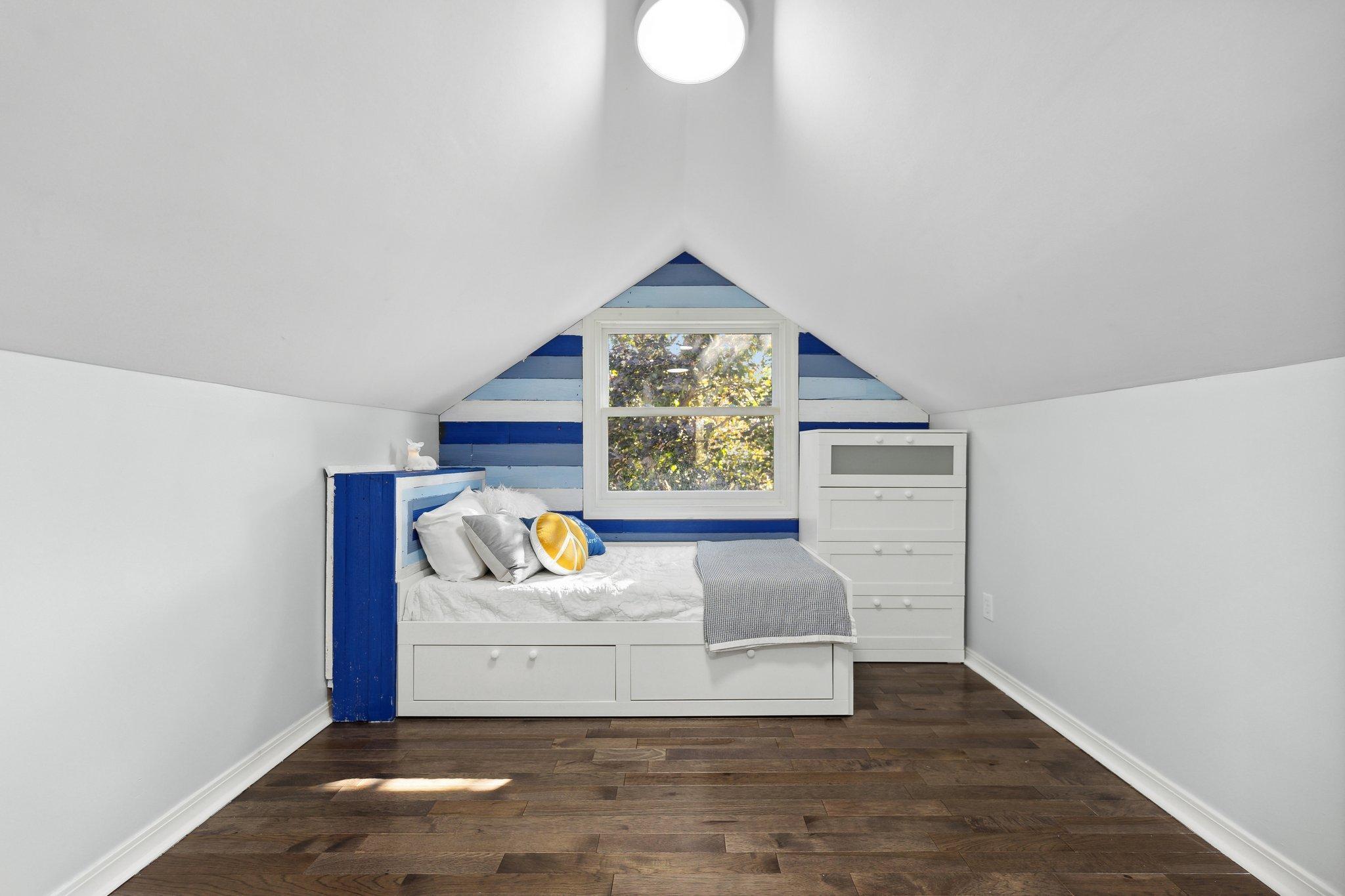 42 Ashley Road Hopkins, MN 55343 - Photo 18 of 36