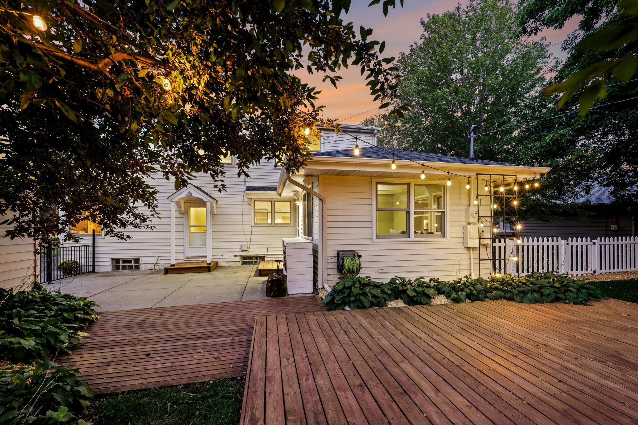 42 Ashley Road Hopkins, MN 55343 - Photo 25 of 36