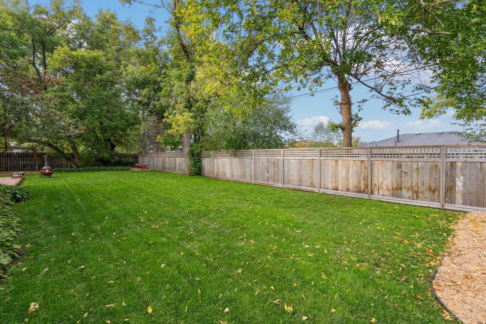 42 Ashley Road Hopkins, MN 55343 - Photo 30 of 36