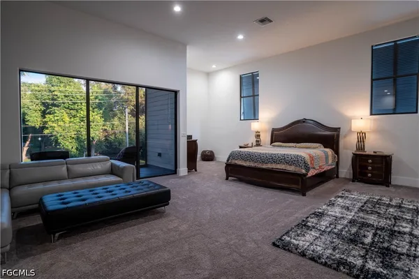 $690,000 | 1561 Lynwood Avenue, Fort Myers, FL 33901
