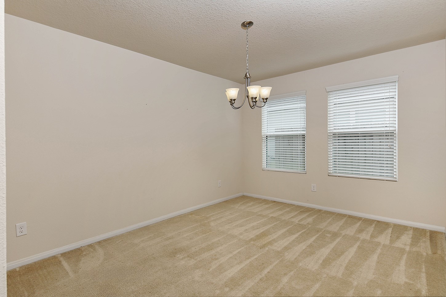9960 Hyacinth Way Conroe, TX 77385 - Photo 7 of 20