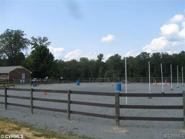 18108 Old Ridge Road Montpelier, VA 23192 - Photo 3 of 6 Stable/Barn