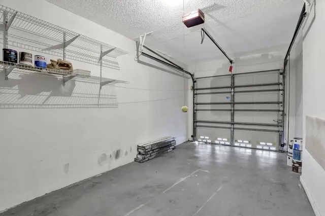 $550,000 | 3213 Northeast 16th Street, Unit 112, Pompano Beach, FL 33062