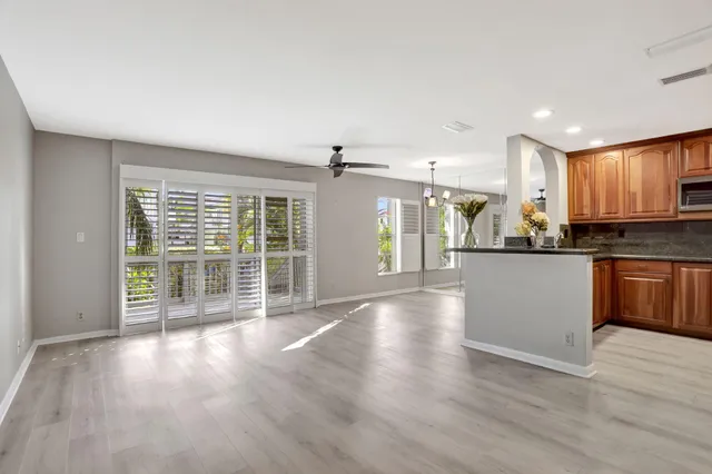 $550,000 | 3213 Northeast 16th Street, Unit 112, Pompano Beach, FL 33062