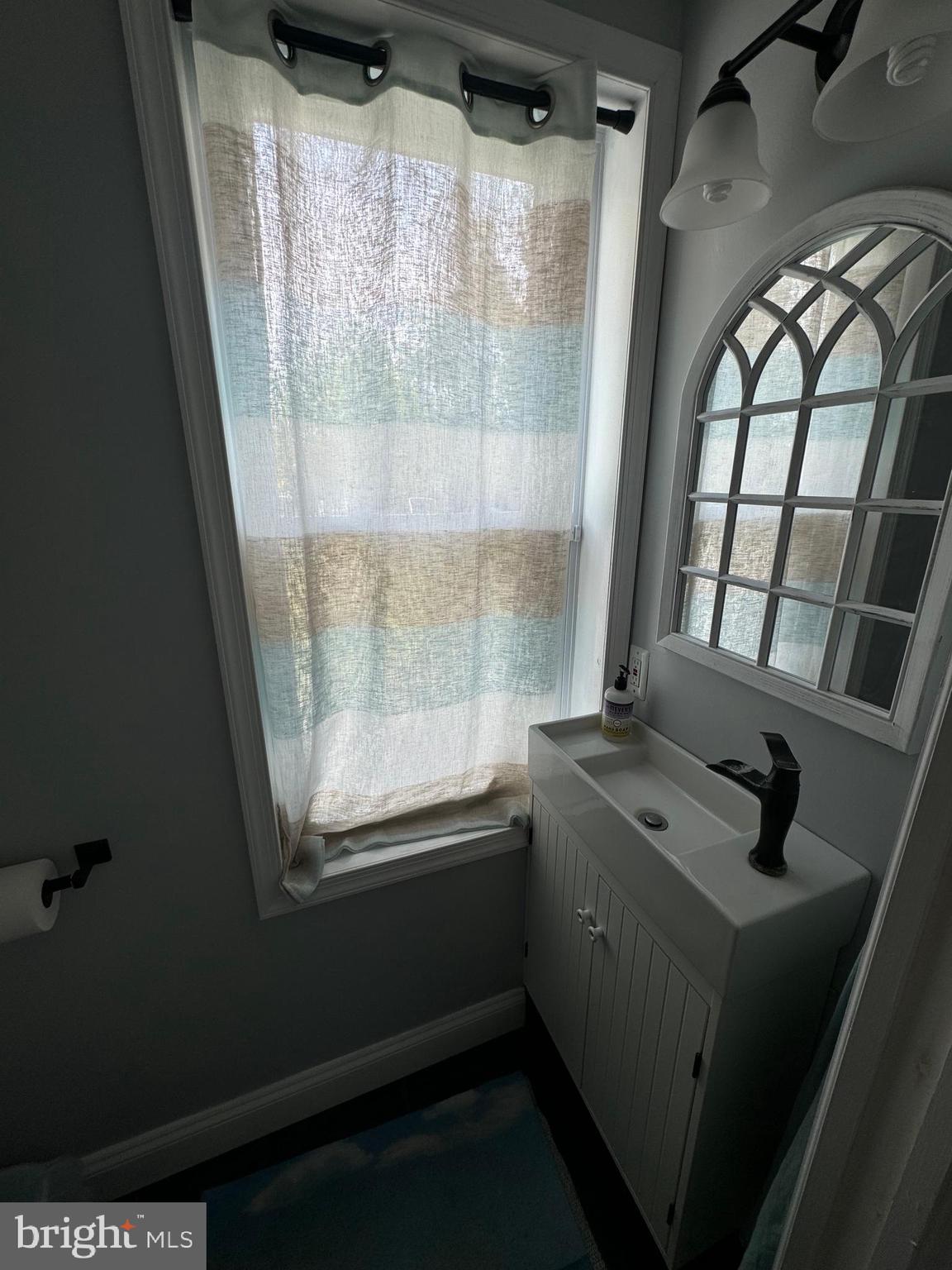5547 Ridge Avenue Philadelphia, PA 19128 - Photo 30 of 48